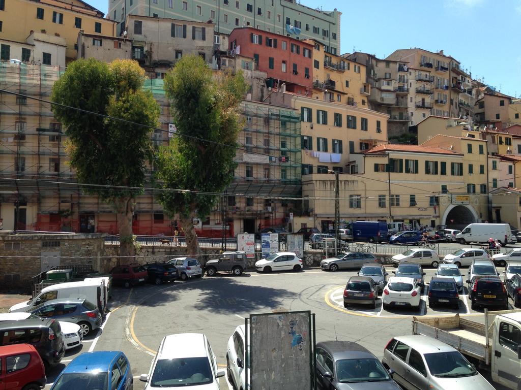 Casa Vacanza "Marina San Giuseppe" Lägenhet Ventimiglia Exteriör bild